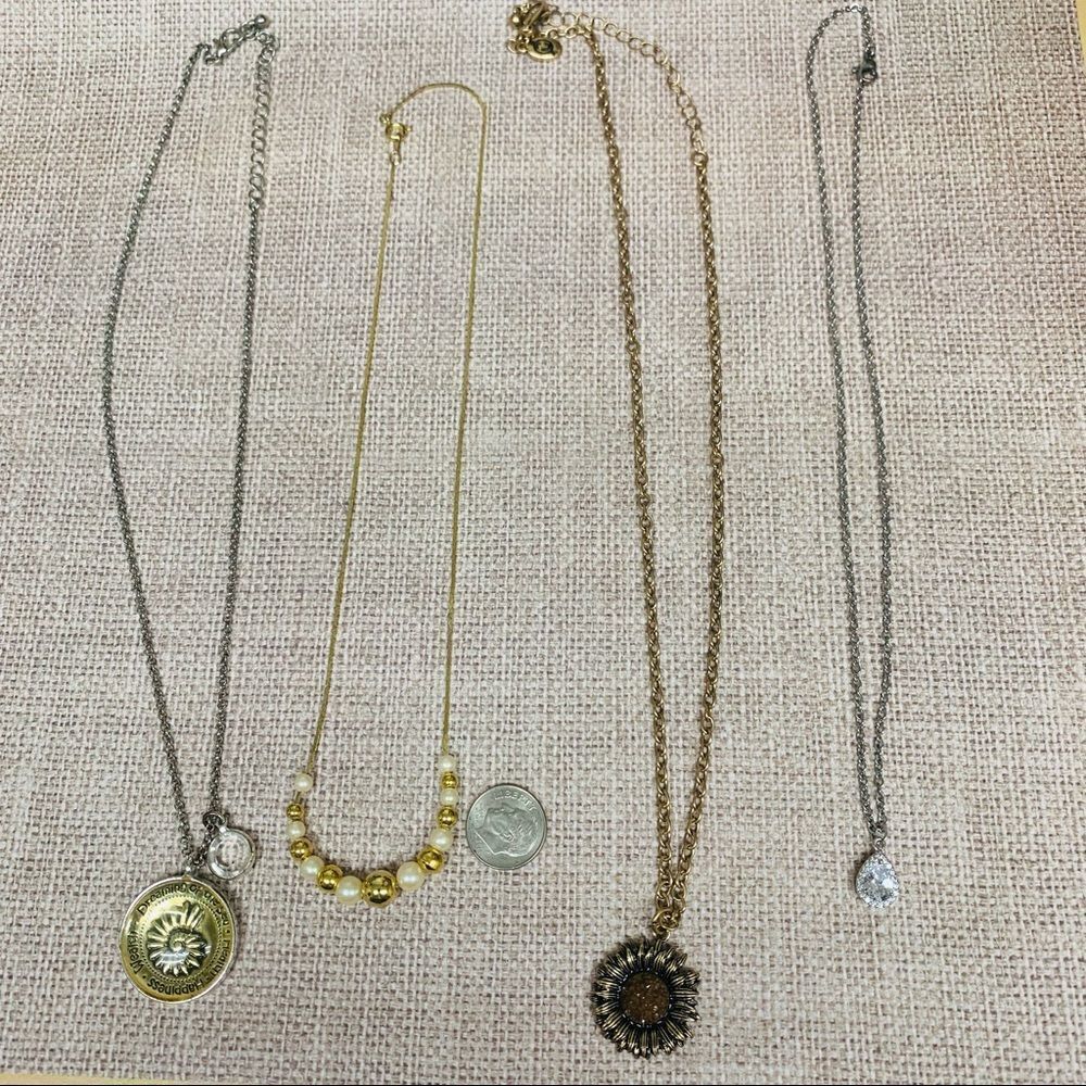 ‎Dainty Necklace Bundle